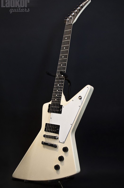2009 Gibson Explorer White Ebony Fretboard
