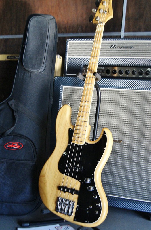 Fender Marcus Miller Jazz Bass (made in Japan)