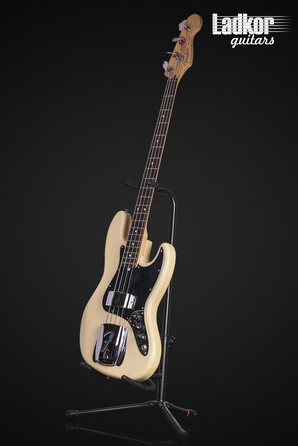 2003 Fender American Highway One Jazz Bass Satin Honey Blonde