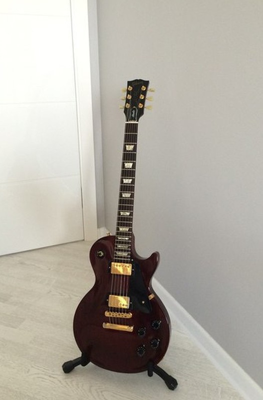 Gibson Les Paul Studio Wine Red