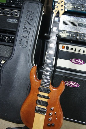 Carvin USA DC 747 7-string с GraphTech Piezo Bridge