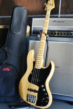 Fender Marcus Miller Jazz Bass (made in Japan)