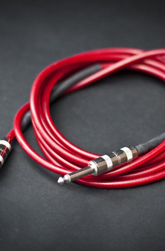 Live Wire Soundhose Instrument Cable, Red 10 Feet (SHR10) Audio Cable