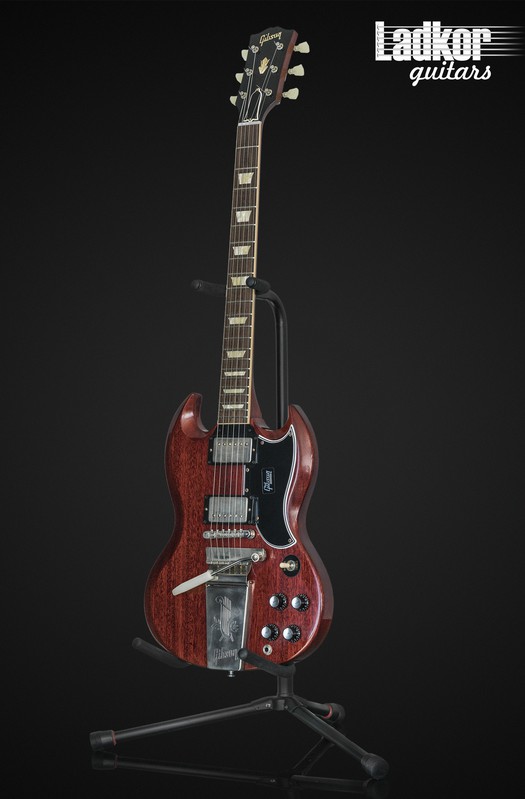 2019 Gibson Custom Shop Historic 1964 SG Standard Reissue Maestro Vibrola Cherry Red VOS NEW