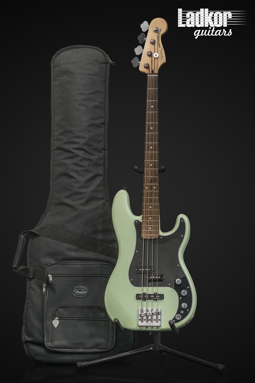 2018 Fender Deluxe Active Precision Bass Special Surf Pearl Pau