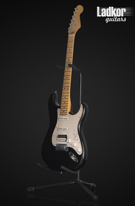 2019 Fender American Ultra Stratocaster Texas Tea HSS