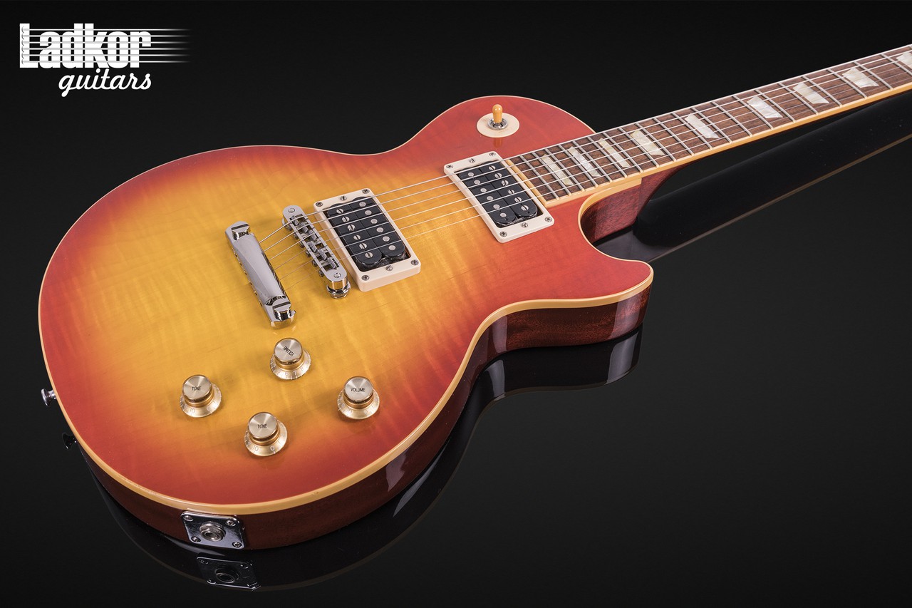 ギター Gibson Les Paul Classic Vintage Sunburst 2007 Gibson Les Paul Classic Antique Heritage Cherry Sunburst