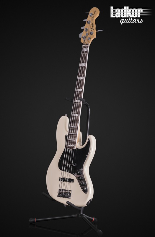 2014 Fender American Deluxe Jazz Bass V Olympic White