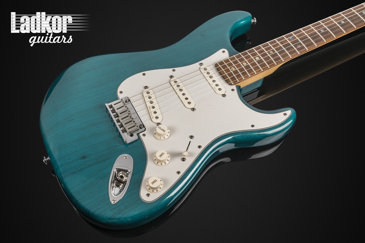 2000 Fender American Deluxe Stratocaster Teal Green Transparent