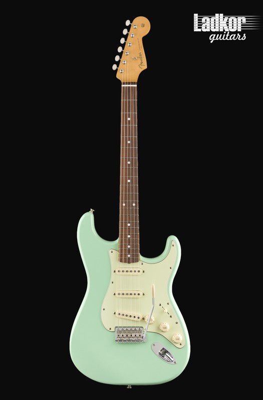 Fender Vintera '60s Stratocaster Surf Green NEW