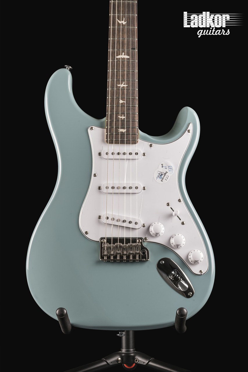 PRS SE Silver Sky Stone Blue w/bag – Tone Shop Guitars