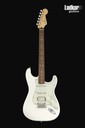 Fender Player Stratocaster HSS Polar White Pau Ferro NEW