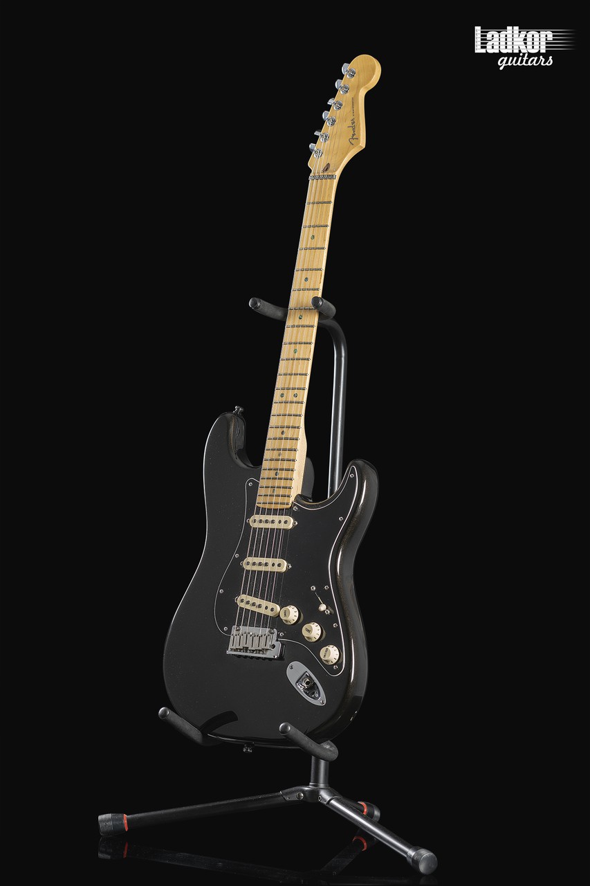 2005 Fender American Deluxe Stratocaster Montego Black with Bare