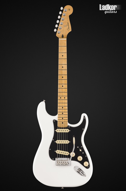 Fender Player II Stratocaster Polar White Maple FB