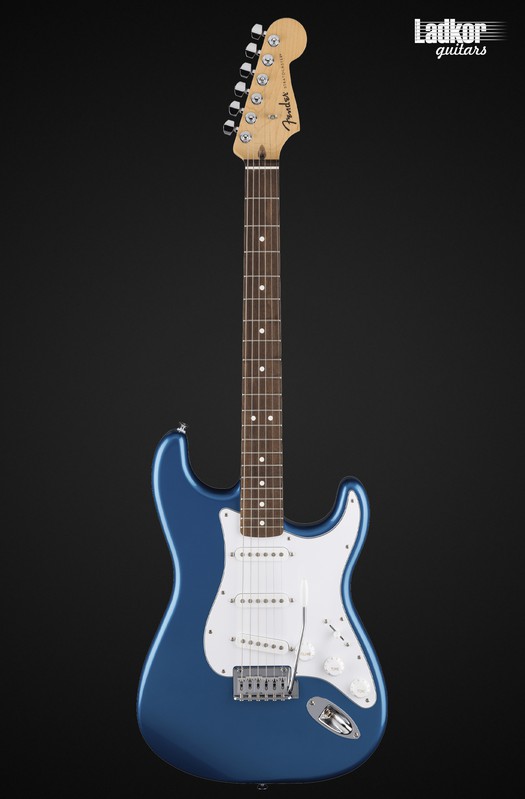 Fender Standard Stratocaster Aqua Marine Metallic