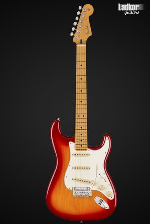 Fender Player II Stratocaster Aged Cherry Burst