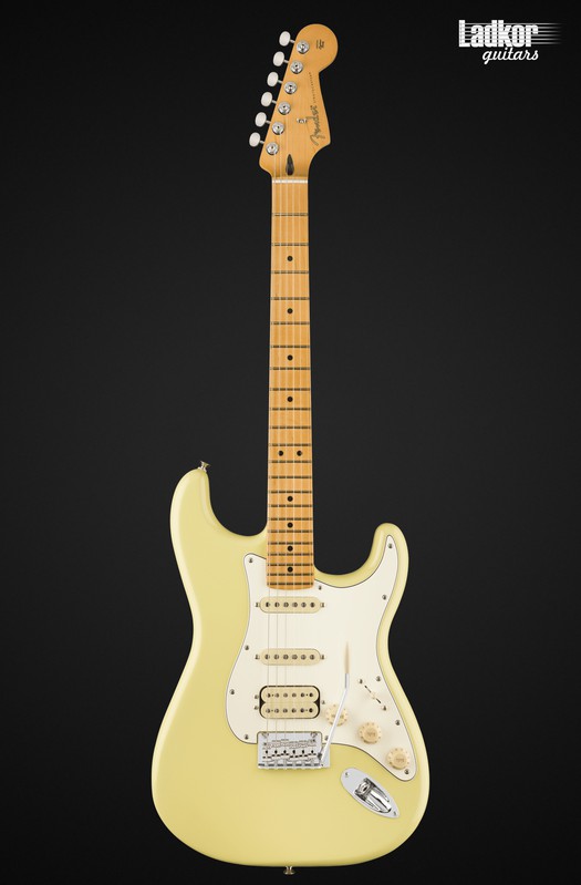 Fender Player II Stratocaster HSS Hialeah Yellow