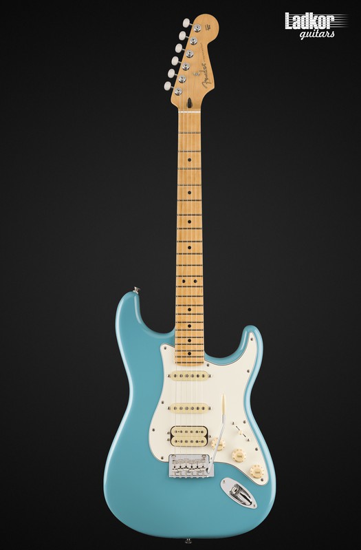 Fender Player II Stratocaster HSS Aquatone Blue