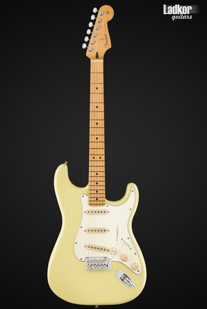 Fender Player II Stratocaster Hialeah Yellow