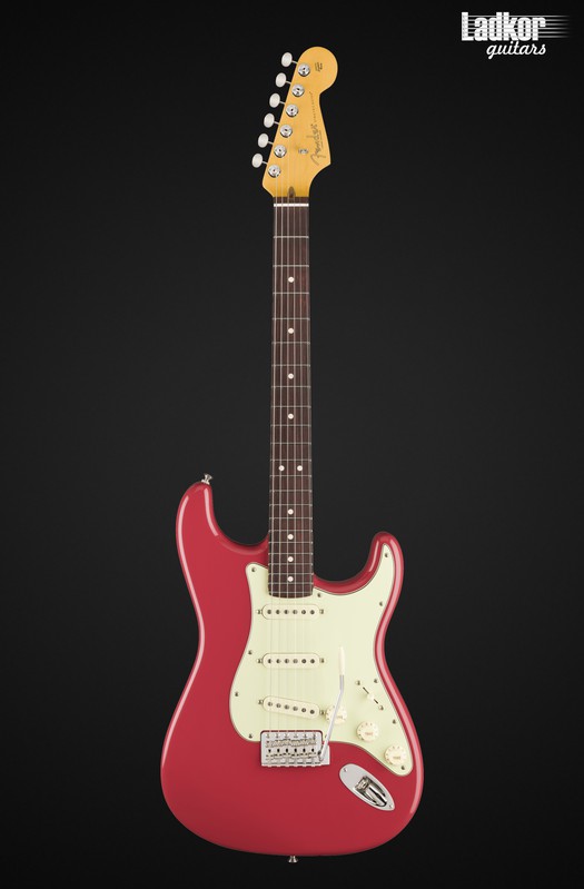 Fender American Professional Classic Stratocaster Faded Dakota Red