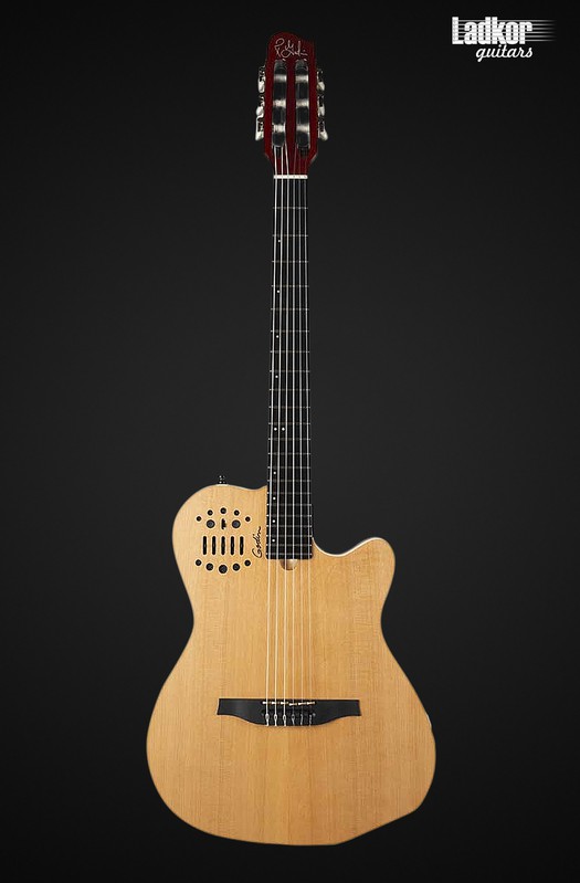 Godin ACS SLIM Nylon Natural SG