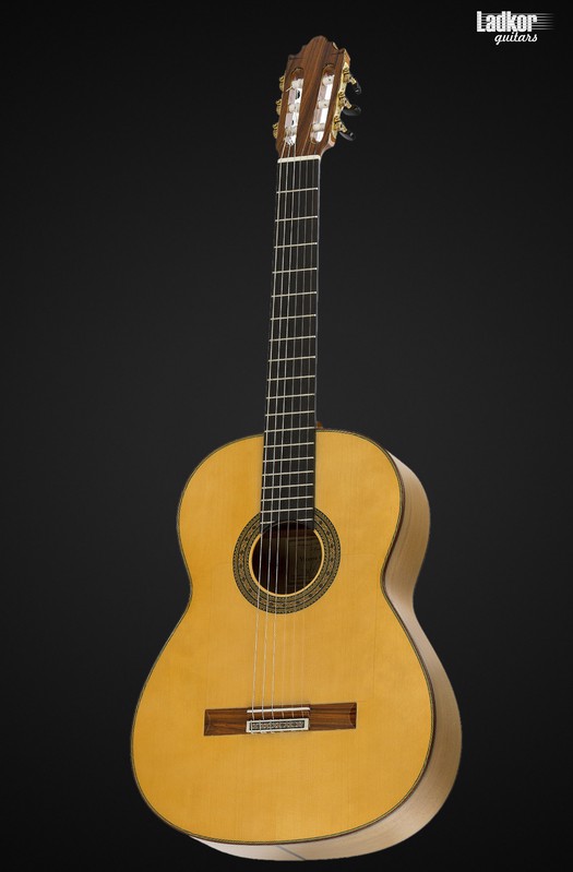Vicente Carrillo Flamenco Blanca Concert 6 String Guitar