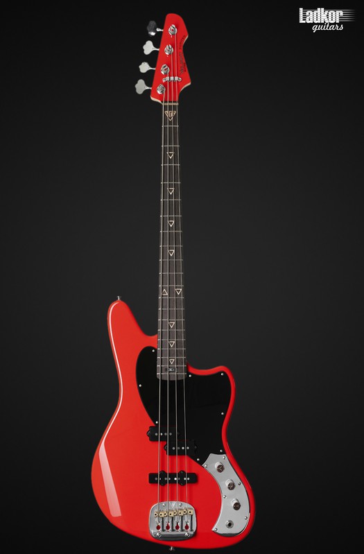 Valiant Jupiter Bass Primal-PJ Lipstick Red